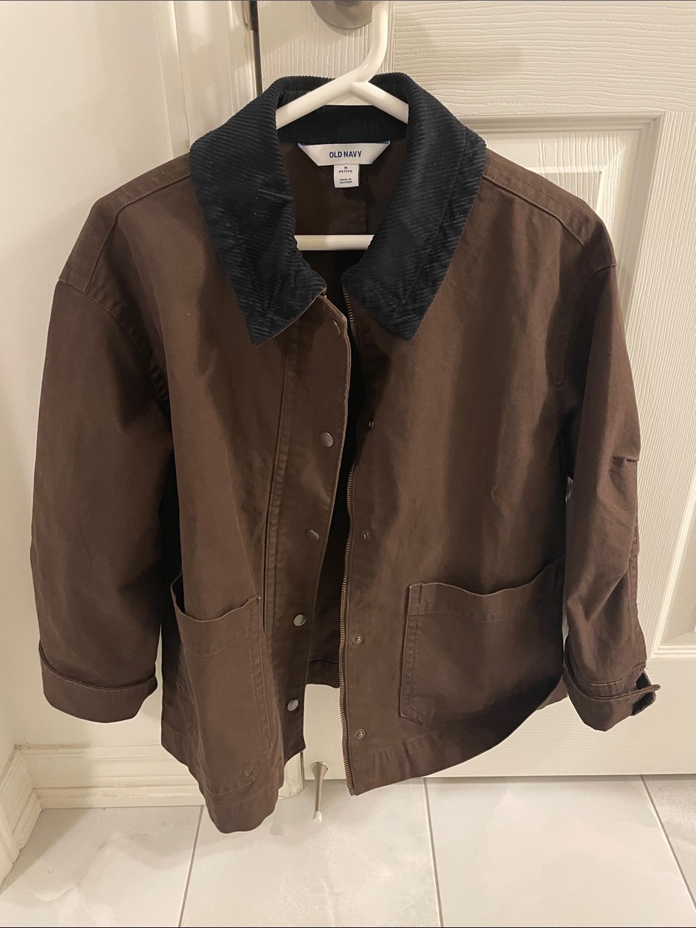 Old Navy Brown Women's Barn Jacket with Black Corduroy Collar